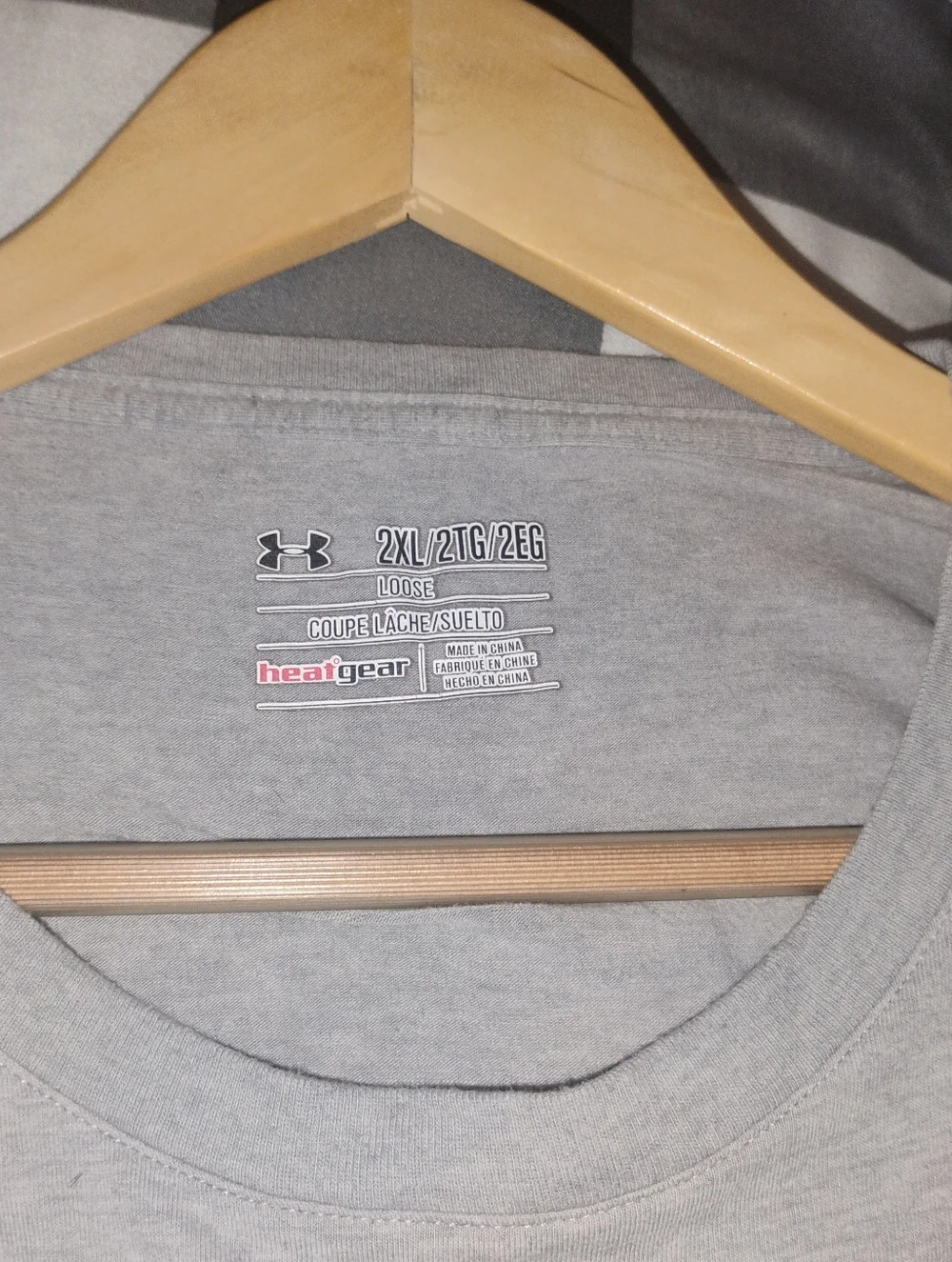 Under Armour Light Gray “Freedom” Wounded Warrior Graphic Tee - Picture 7 of 7